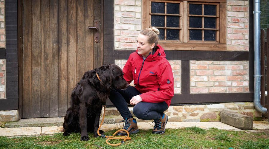 Bekleidung für den Halter